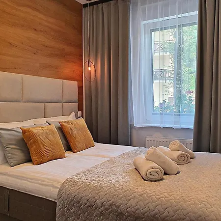 Sun&fun Pod Debami Nad Lomnica 1b I 2b- Blisko Centrum, Dworca Pkp, Sklepow W Otoczeniu Zieleni * Карпач