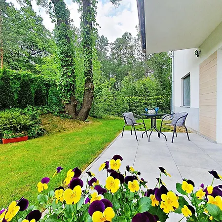 Sun&fun Pod Debami Nad Lomnica 1b I 2b- Blisko Centrum, Dworca Pkp, Sklepow W Otoczeniu Zieleni Апартаменты