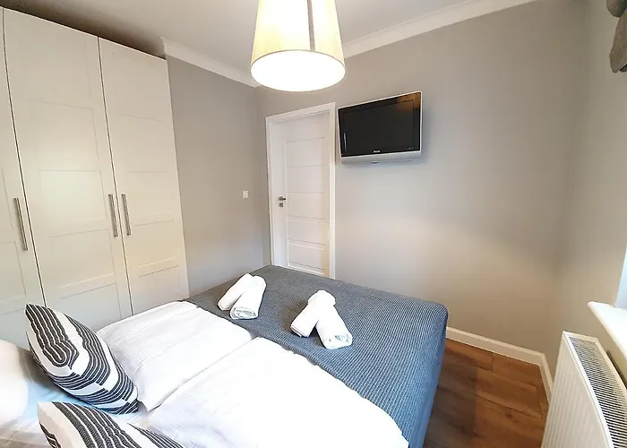 Apartmán Sun&fun Pod Debami Nad Lomnica 1b I 2b- Blisko Centrum, Dworca Pkp, Sklepow W Otoczeniu Zieleni