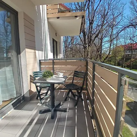 Sun&fun Pod Debami Nad Lomnica 1b I 2b- Blisko Centrum, Dworca Pkp, Sklepow W Otoczeniu Zieleni Διαμέρισμα