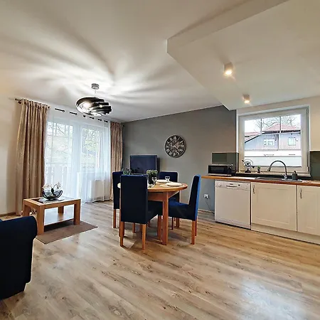 Sun&fun Pod Debami Nad Lomnica 1b I 2b- Blisko Centrum, Dworca Pkp, Sklepow W Otoczeniu Zieleni Apartment Karpacz