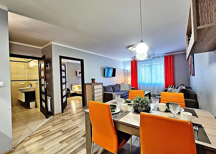 Sun&fun Pod Debami Nad Lomnica 1b I 2b- Blisko Centrum, Dworca Pkp, Sklepow W Otoczeniu Zieleni